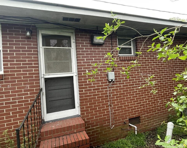 715 S 3rd Street - Photo Thumbnail 11