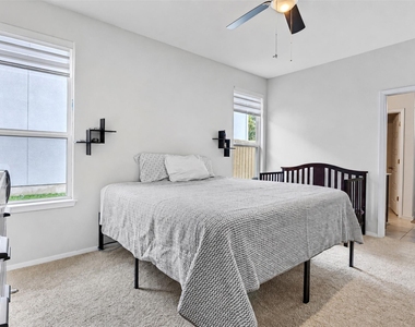 13701 Ronald W Reagan Blvd - Photo Thumbnail 30