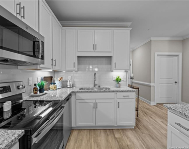 188 Gallery Drive - Photo Thumbnail 4