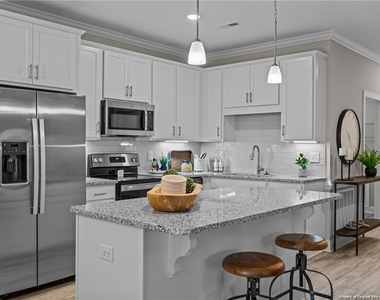 188 Gallery Drive - Photo Thumbnail 5