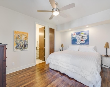 6813 Valburn Dr - Photo Thumbnail 20