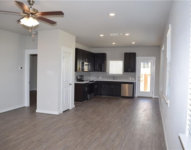 116d Amber Fields Trl - Photo Thumbnail 2