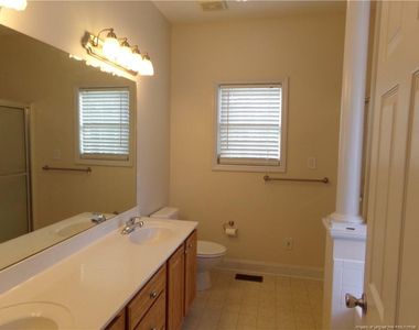 290 Robeson Street - Photo Thumbnail 20