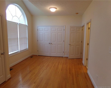 290 Robeson Street - Photo Thumbnail 15