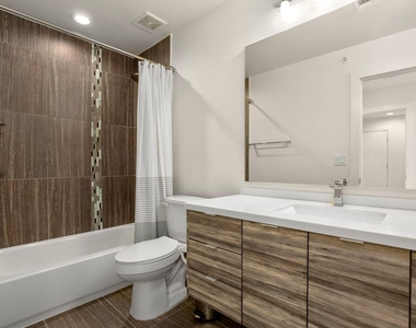 604 N Bluff Dr - Photo Thumbnail 12