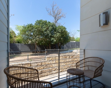 604 N Bluff Dr - Photo Thumbnail 16
