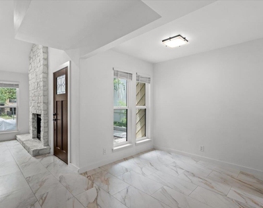 2500 Enfield Rd - Photo Thumbnail 5