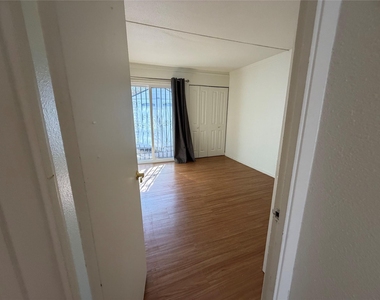 1505 Robert Weaver Ave Ave - Photo Thumbnail 12