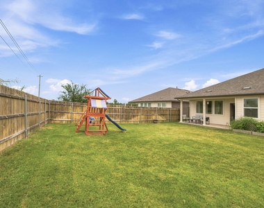 3608 Overlord Ln - Photo Thumbnail 32