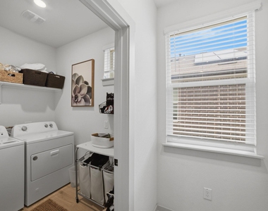 3608 Overlord Ln - Photo Thumbnail 21