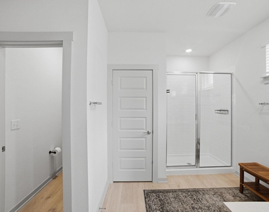 3608 Overlord Ln - Photo Thumbnail 17