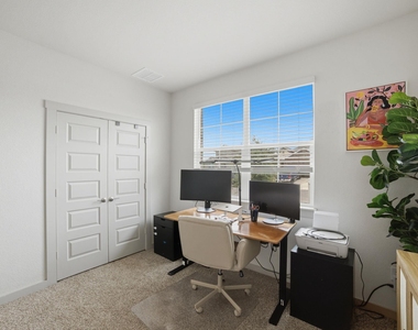 3608 Overlord Ln - Photo Thumbnail 28