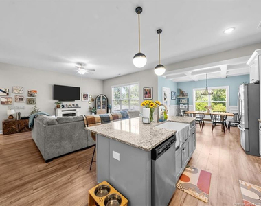 190 S Prince Henry Way - Photo Thumbnail 12