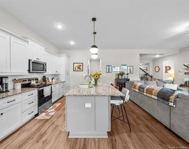 190 S Prince Henry Way - Photo Thumbnail 9