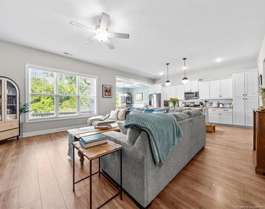 190 S Prince Henry Way - Photo Thumbnail 5