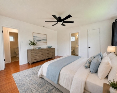 12503 Lamppost Ln - Photo Thumbnail 3