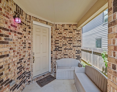6316 Wagon Spring St - Photo Thumbnail 2