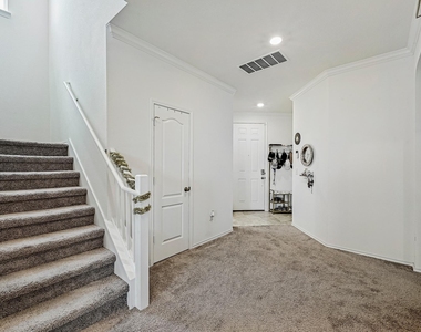 6316 Wagon Spring St - Photo Thumbnail 12