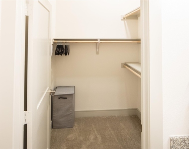 3100 Scofield Ridge Pkwy - Photo Thumbnail 4