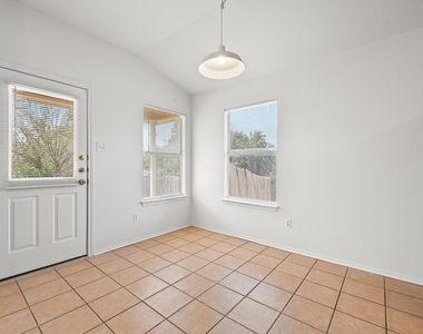 123 Loon Lake Dr - Photo Thumbnail 11