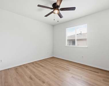 123 Loon Lake Dr - Photo Thumbnail 17