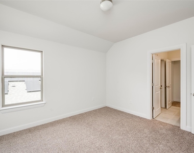 9813 Evening Canopy Dr - Photo Thumbnail 24