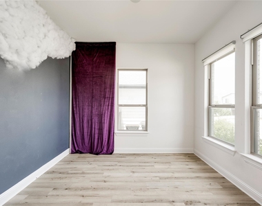 9813 Evening Canopy Dr - Photo Thumbnail 10