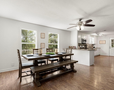 2591 Spring Valley Dr - Photo Thumbnail 14