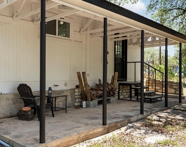 2591 Spring Valley Dr - Photo Thumbnail 28