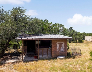 2591 Spring Valley Dr - Photo Thumbnail 35