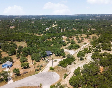 2591 Spring Valley Dr - Photo Thumbnail 36