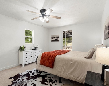 2591 Spring Valley Dr - Photo Thumbnail 23