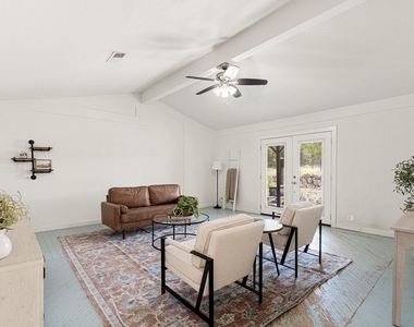 2591 Spring Valley Dr - Photo Thumbnail 16