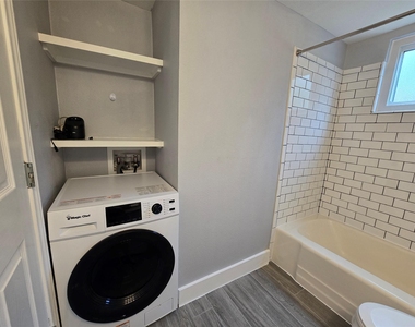 2504 Manor Cir - Photo Thumbnail 19