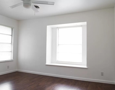 11507 Whitewing Ave - Photo Thumbnail 8