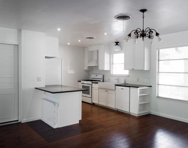 11507 Whitewing Ave - Photo Thumbnail 6