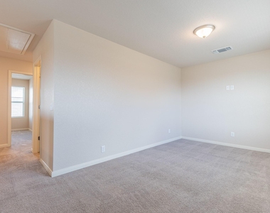 746 Farmers Dell St - Photo Thumbnail 28