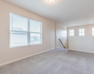 746 Farmers Dell St - Photo Thumbnail 29