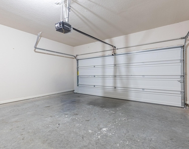 746 Farmers Dell St - Photo Thumbnail 10