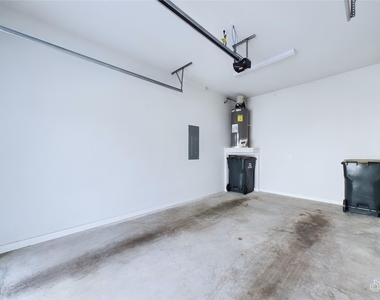 12001 Vista Parke Dr - Photo Thumbnail 29