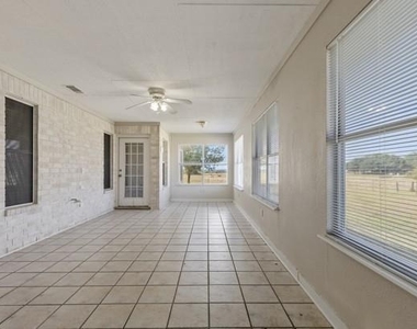 16 Brenda Ln - Photo Thumbnail 19