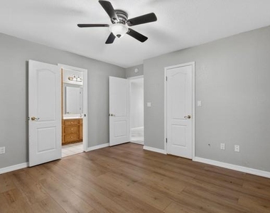 16 Brenda Ln - Photo Thumbnail 16