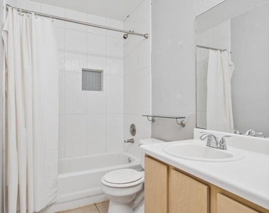 7228 Aldea Dr - Photo Thumbnail 13