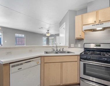 7228 Aldea Dr - Photo Thumbnail 6