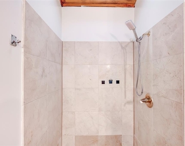 208 Westhaven Dr - Photo Thumbnail 19