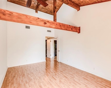 208 Westhaven Dr - Photo Thumbnail 22