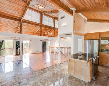 208 Westhaven Dr - Photo Thumbnail 15