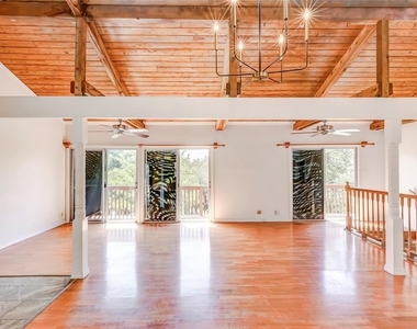 208 Westhaven Dr - Photo Thumbnail 1