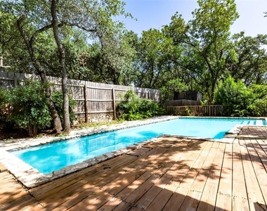 208 Westhaven Dr - Photo Thumbnail 11