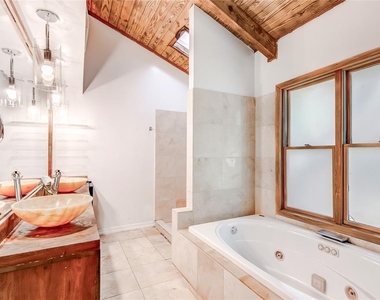 208 Westhaven Dr - Photo Thumbnail 17